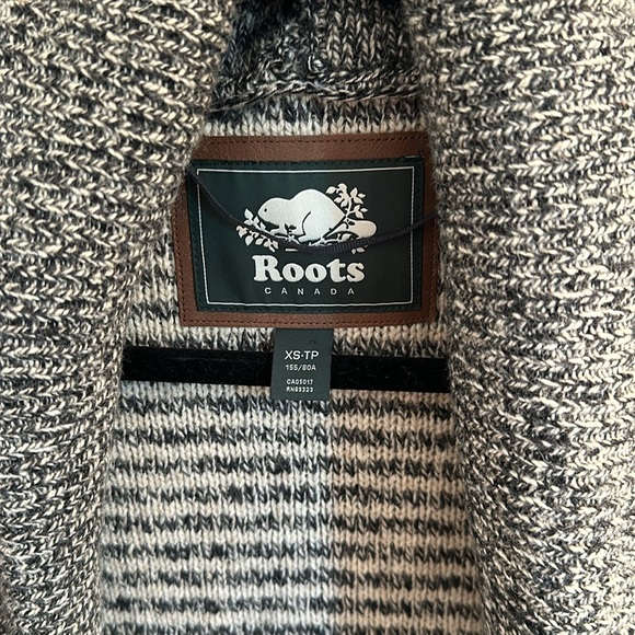 Roots Sweater - Picture 2 of 3